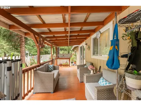 681 Hamlin Drive Canyonville OR 97417