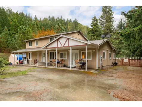 681 Hamlin Drive Canyonville OR 97417