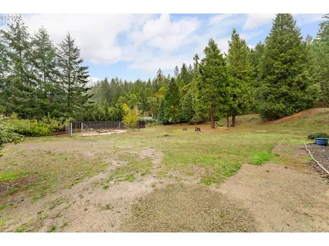 681 Hamlin Drive Canyonville OR 97417