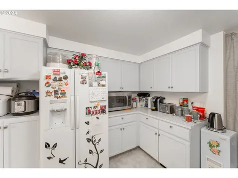 681 Hamlin Drive Canyonville OR 97417
