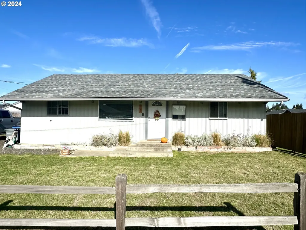 106 SE 2nd Street Battle Ground WA 98604
