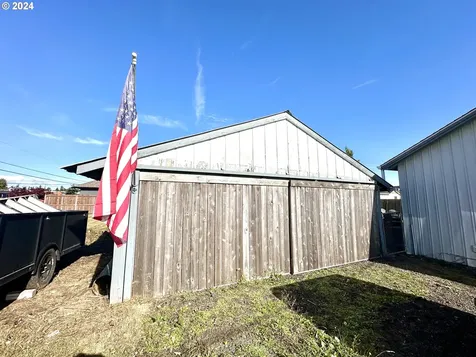 106 SE 2nd Street Battle Ground WA 98604