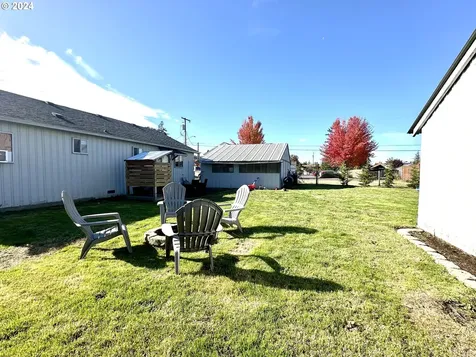106 SE 2nd Street Battle Ground WA 98604