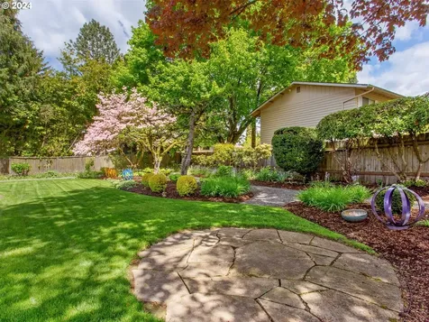 9001 Nw 12th Avenue Vancouver WA 98665