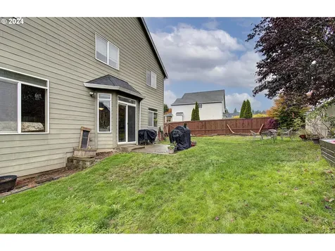 1417 W F Place La Center WA 98629