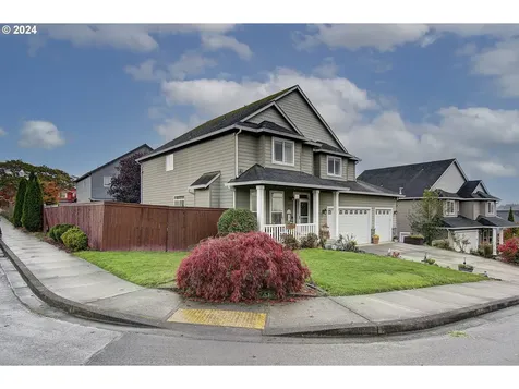 1417 W F Place La Center WA 98629