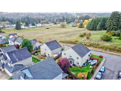 1417 W F Place La Center WA 98629