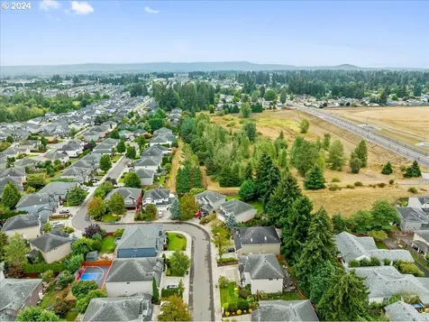 9716 NE 101st Street Vancouver WA 98662