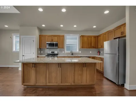 16937 Sw Friendly Lane Beaverton OR 97007