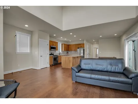 16937 Sw Friendly Lane Beaverton OR 97007