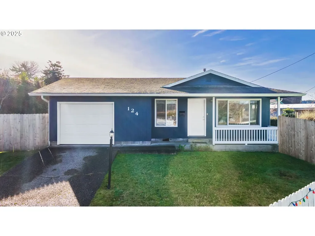 124 Holly Court Reedsport OR 97467