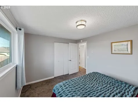 124 Holly Court Reedsport OR 97467