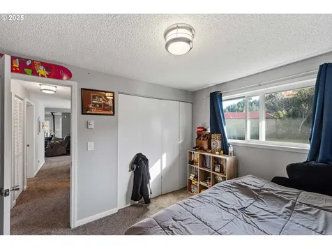 124 Holly Court Reedsport OR 97467