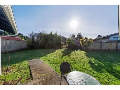 124 Holly Court Reedsport OR 97467