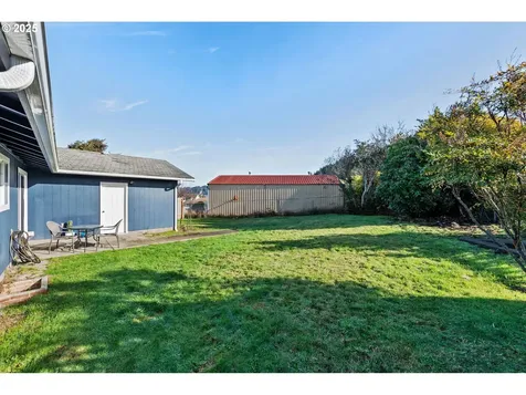 124 Holly Court Reedsport OR 97467