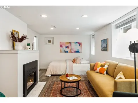 3944 Sw Beaverton Hillsdale Highway Portland OR 97221
