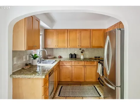 3944 Sw Beaverton Hillsdale Highway Portland OR 97221