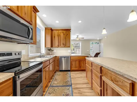 409 Stone Park Kalama WA 98625
