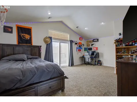 411 NE Pomona Street Roseburg OR 97470