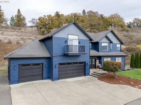 411 NE Pomona Street Roseburg OR 97470
