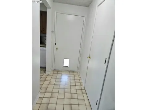 105 Enos Street Amity OR 97101