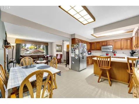 3308 Ne 127th Avenue Vancouver WA 98682