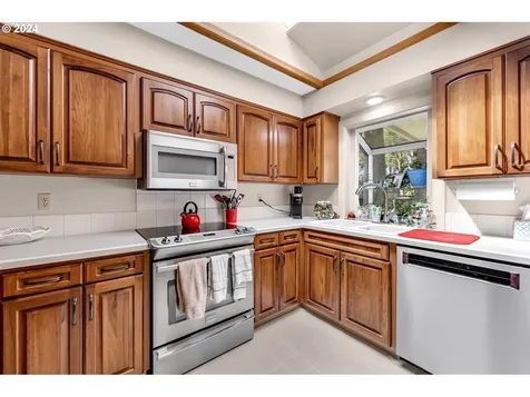 3308 Ne 127th Avenue Vancouver WA 98682