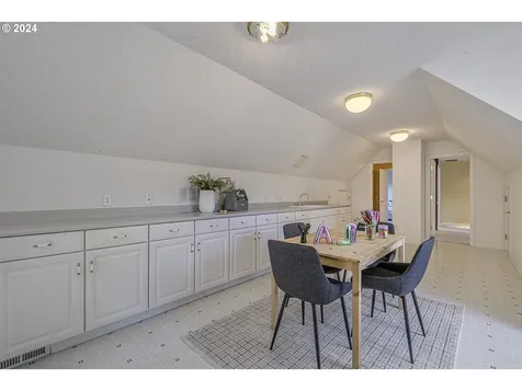 325 Nw Sundown Way Portland OR 97229