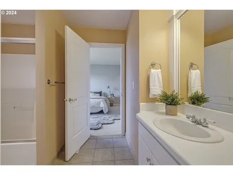 325 Nw Sundown Way Portland OR 97229