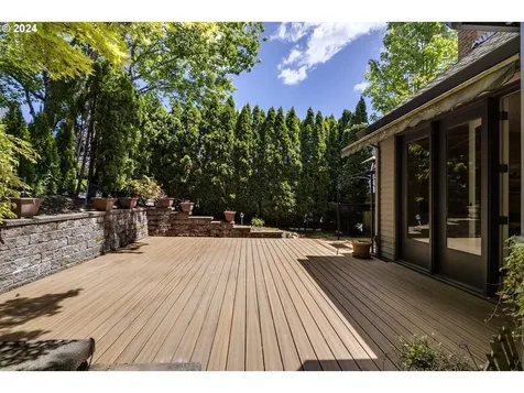 325 Nw Sundown Way Portland OR 97229