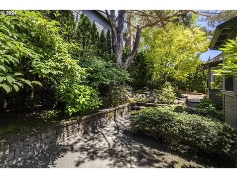 325 Nw Sundown Way Portland OR 97229