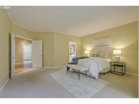 325 Nw Sundown Way Portland OR 97229