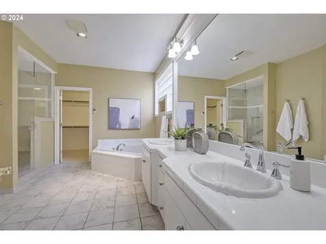 325 Nw Sundown Way Portland OR 97229