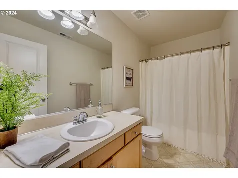 16017 Ne 79th Way Vancouver WA 98682