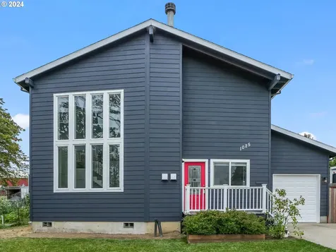 1025 E 1st Street Yamhill OR 97148