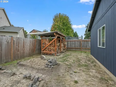1025 E 1st Street Yamhill OR 97148