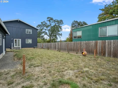 1025 E 1st Street Yamhill OR 97148