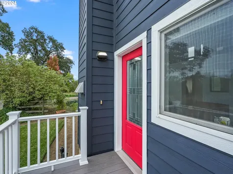 1025 E 1st Street Yamhill OR 97148