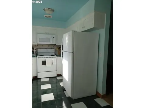 335 Charlotte Way Vancouver WA 98664