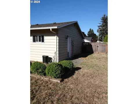 335 Charlotte Way Vancouver WA 98664