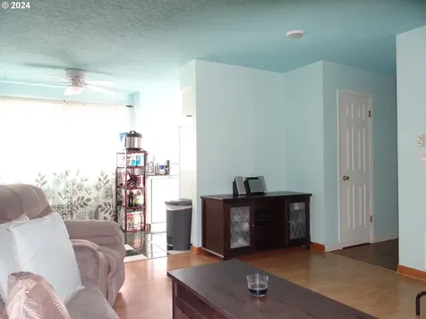 335 Charlotte Way Vancouver WA 98664