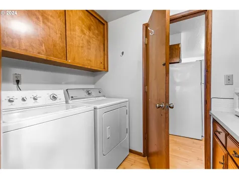 796 SW Mill Street Dallas OR 97338