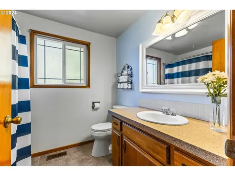 796 SW Mill Street Dallas OR 97338