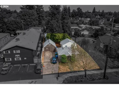 794 14th Street Ne Salem OR 97301
