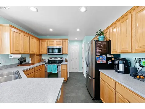 1251 Frogs Leap Lane Eugene OR 97404