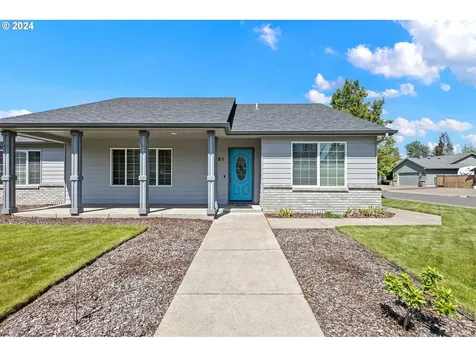 1251 Frogs Leap Lane Eugene OR 97404
