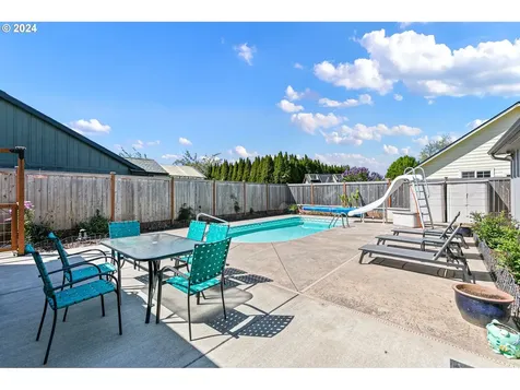 1251 Frogs Leap Lane Eugene OR 97404