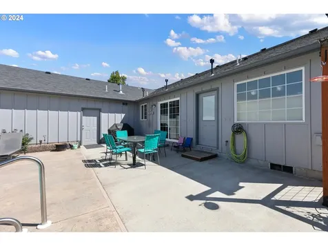 1251 Frogs Leap Lane Eugene OR 97404