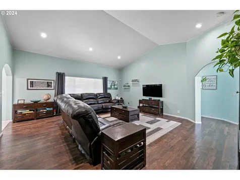 1251 Frogs Leap Lane Eugene OR 97404