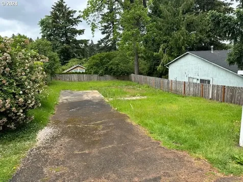 1739 Sw Logan Street Portland OR 97219